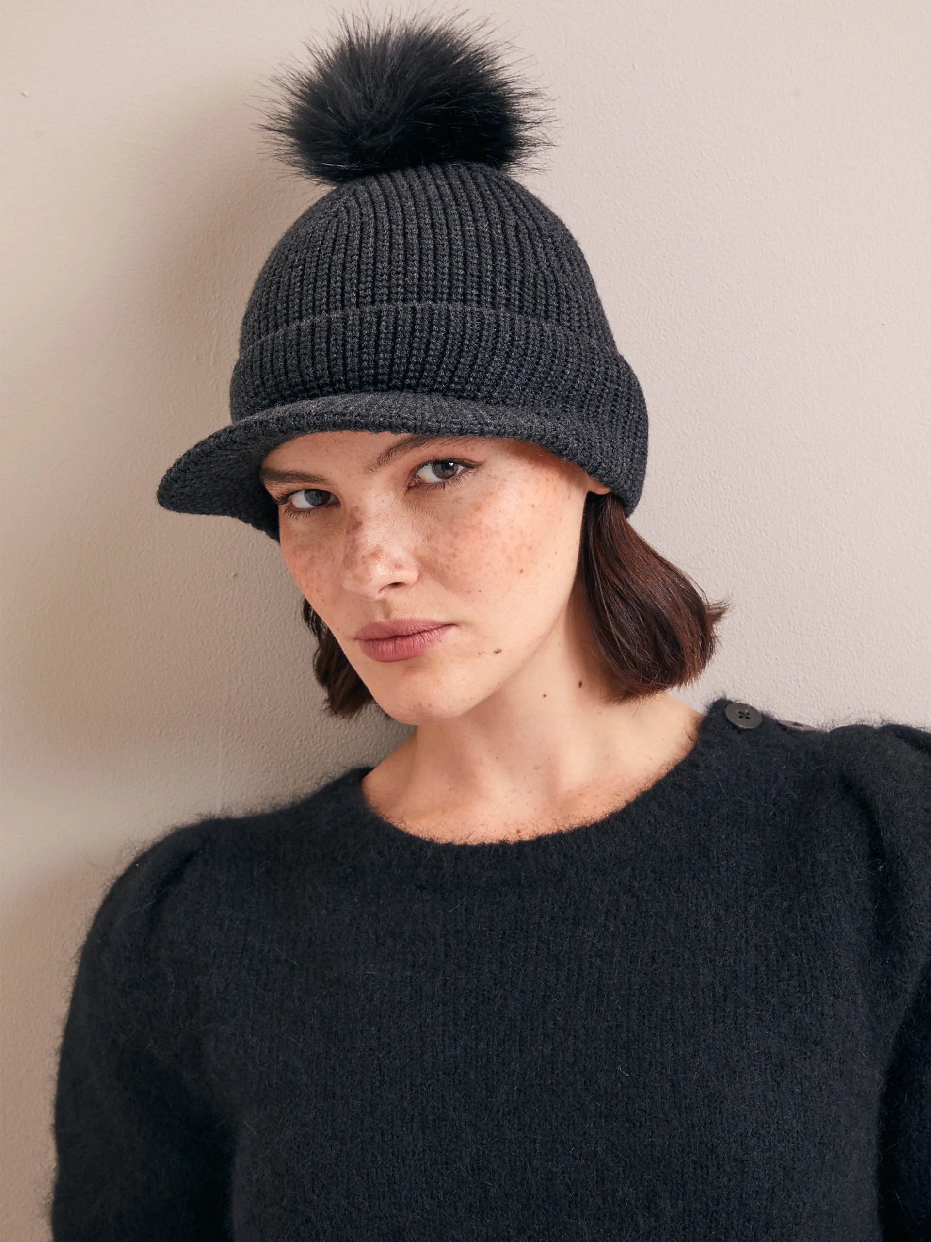 Charcoal Beata wool hat