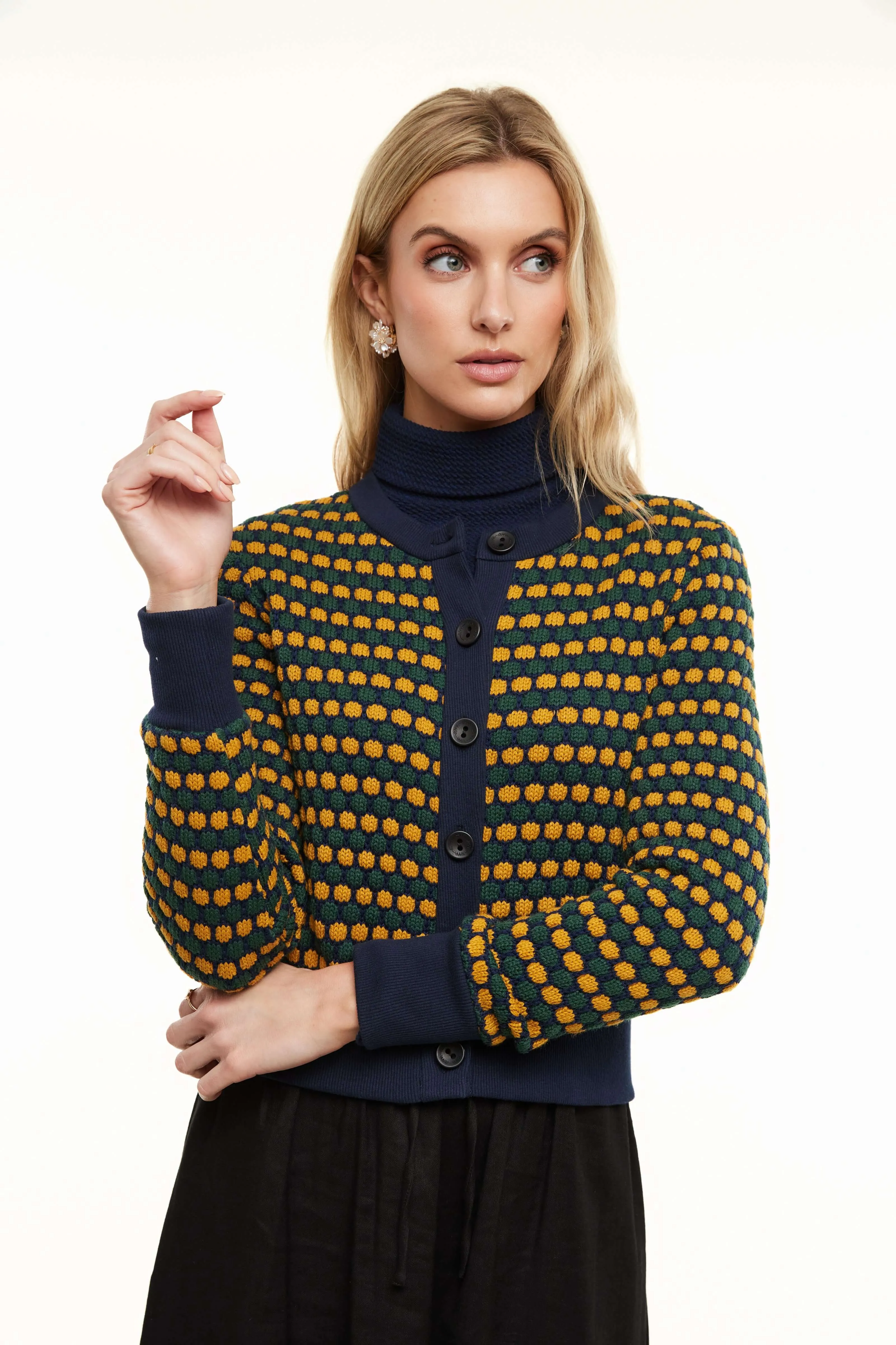 CHUNKY KNIT CARDIGAN