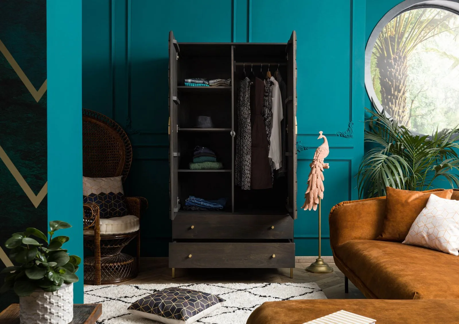 Diamond Wardrobe