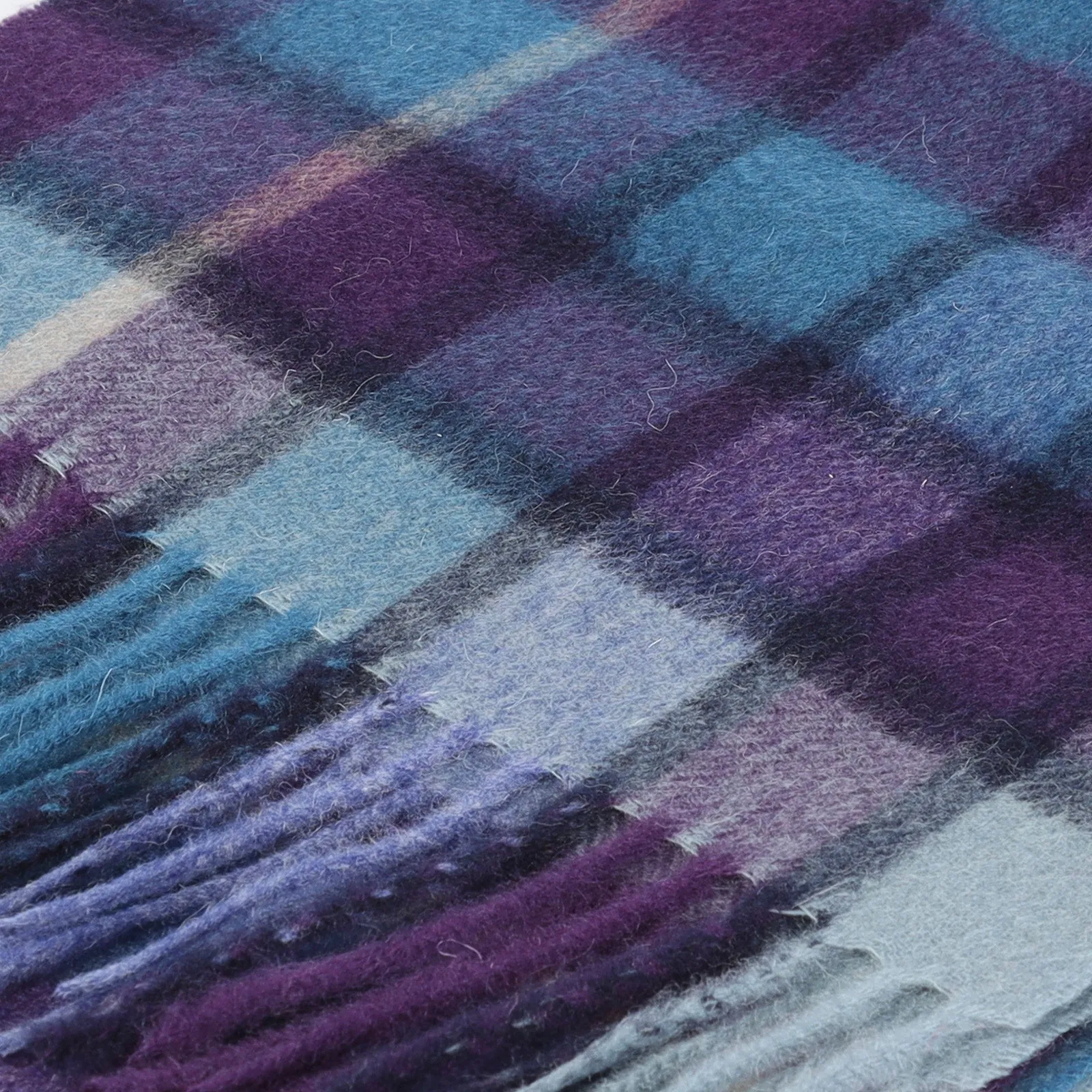Edinburgh 100% Lambswool Tartan Scarf Artillery Check Navy