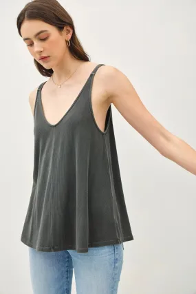 FLOWY V-NECK TANK