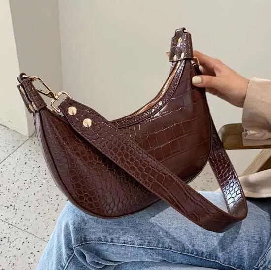 Glow Chic's Retro Crossbody Bag