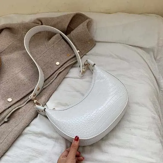 Glow Chic's Retro Crossbody Bag