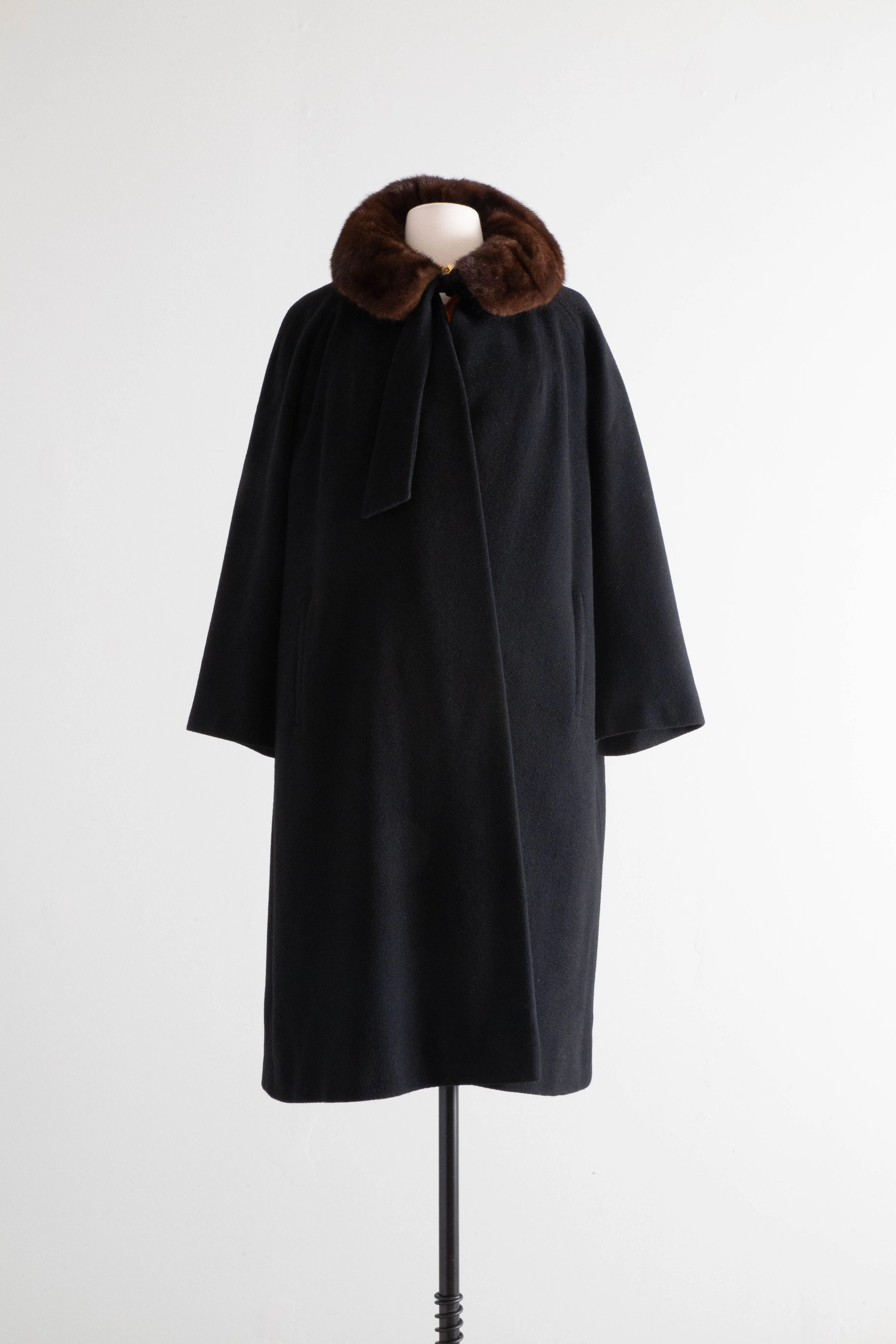 Gorgeous Late 1950's Black Cashmere Cocoon Coat With Mink Collar / ML