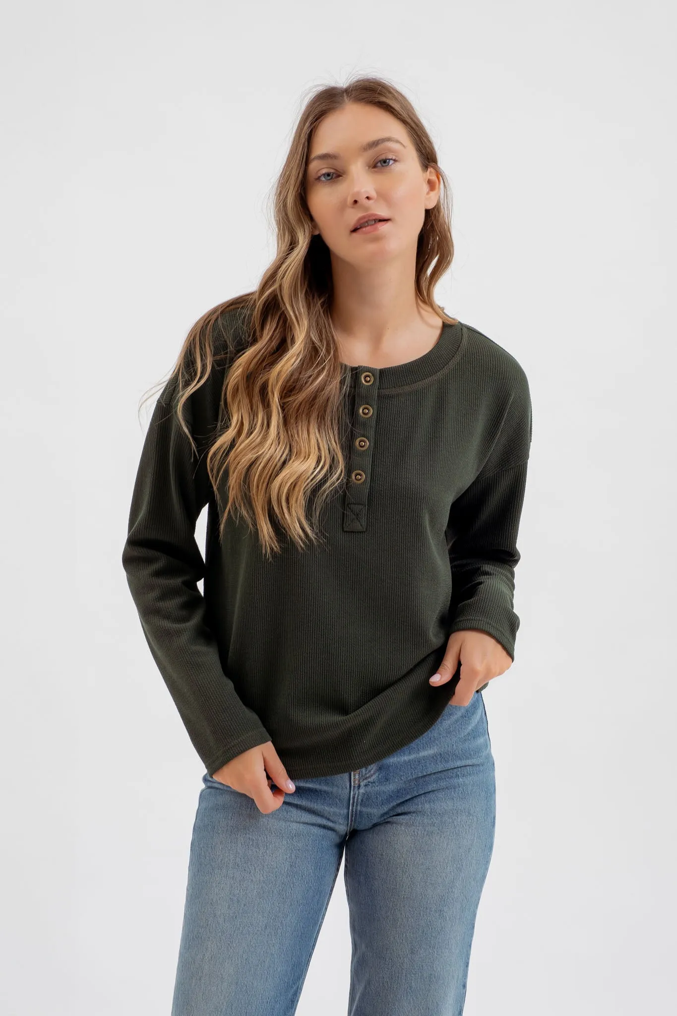 HALF BUTTON DOWN LONG SLEEVE HENLEY KNIT TOP
