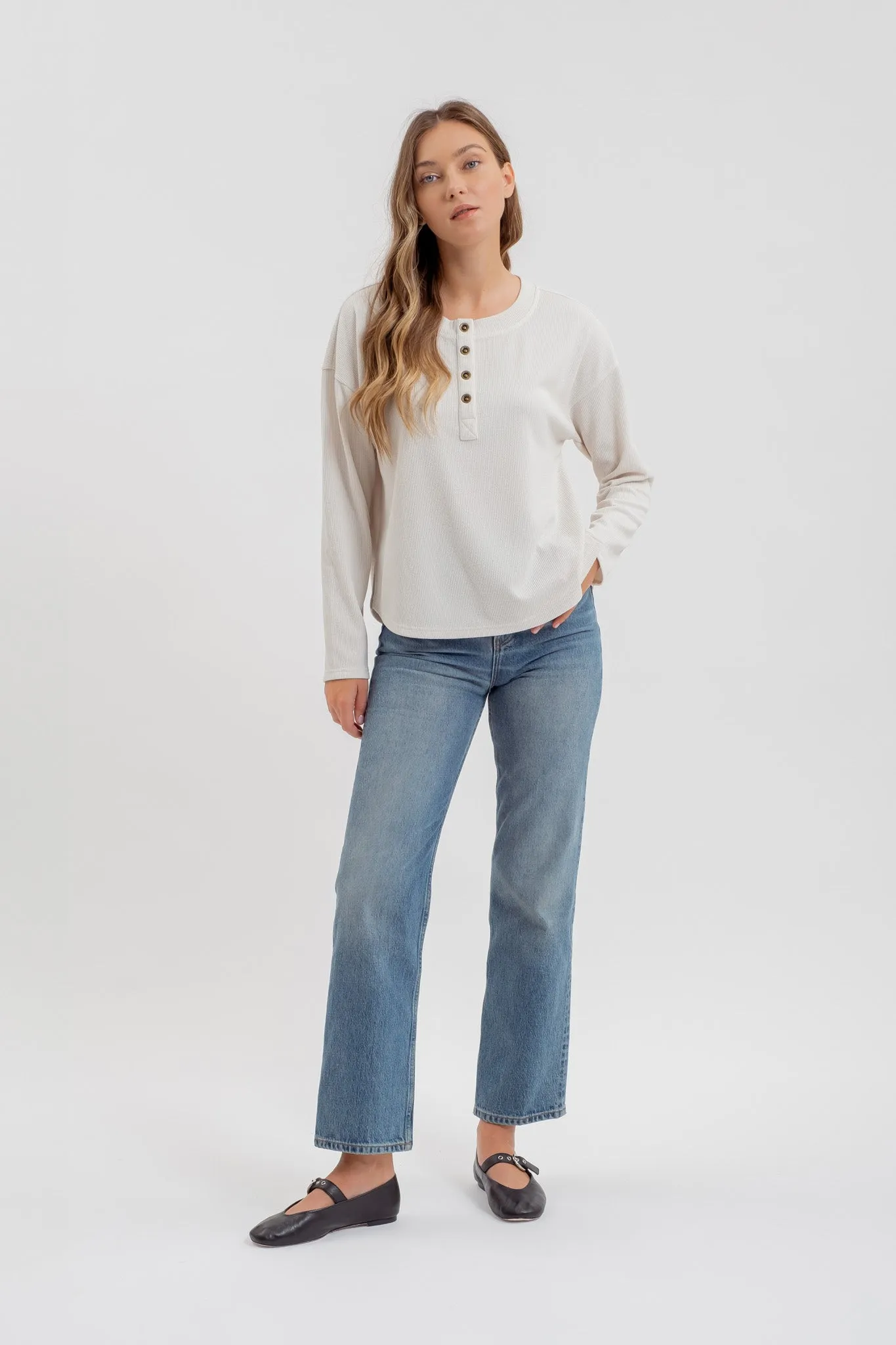 HALF BUTTON DOWN LONG SLEEVE HENLEY KNIT TOP
