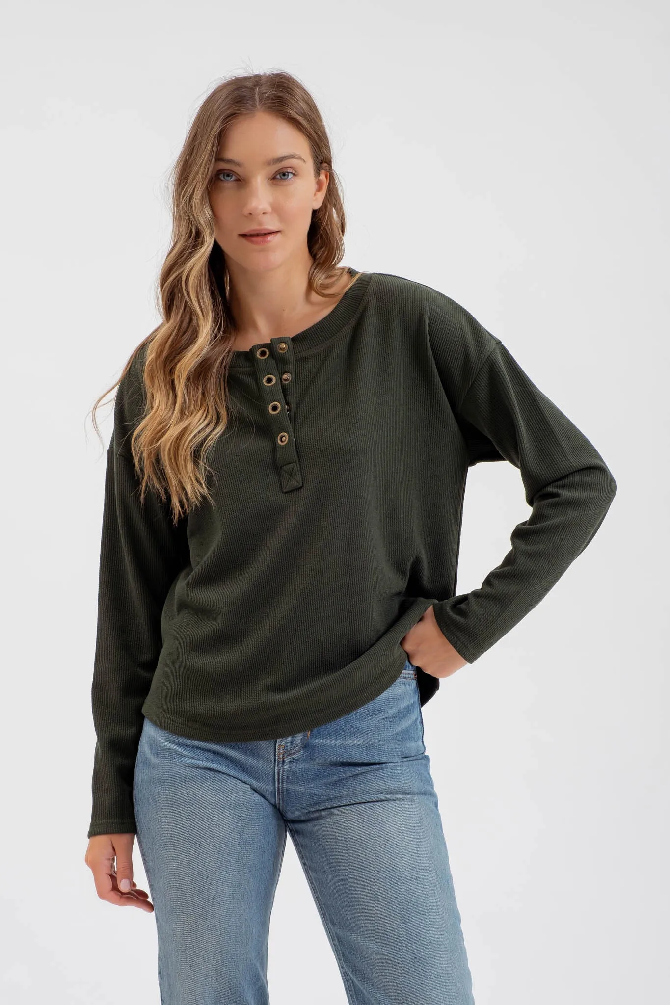 HALF BUTTON DOWN LONG SLEEVE HENLEY KNIT TOP