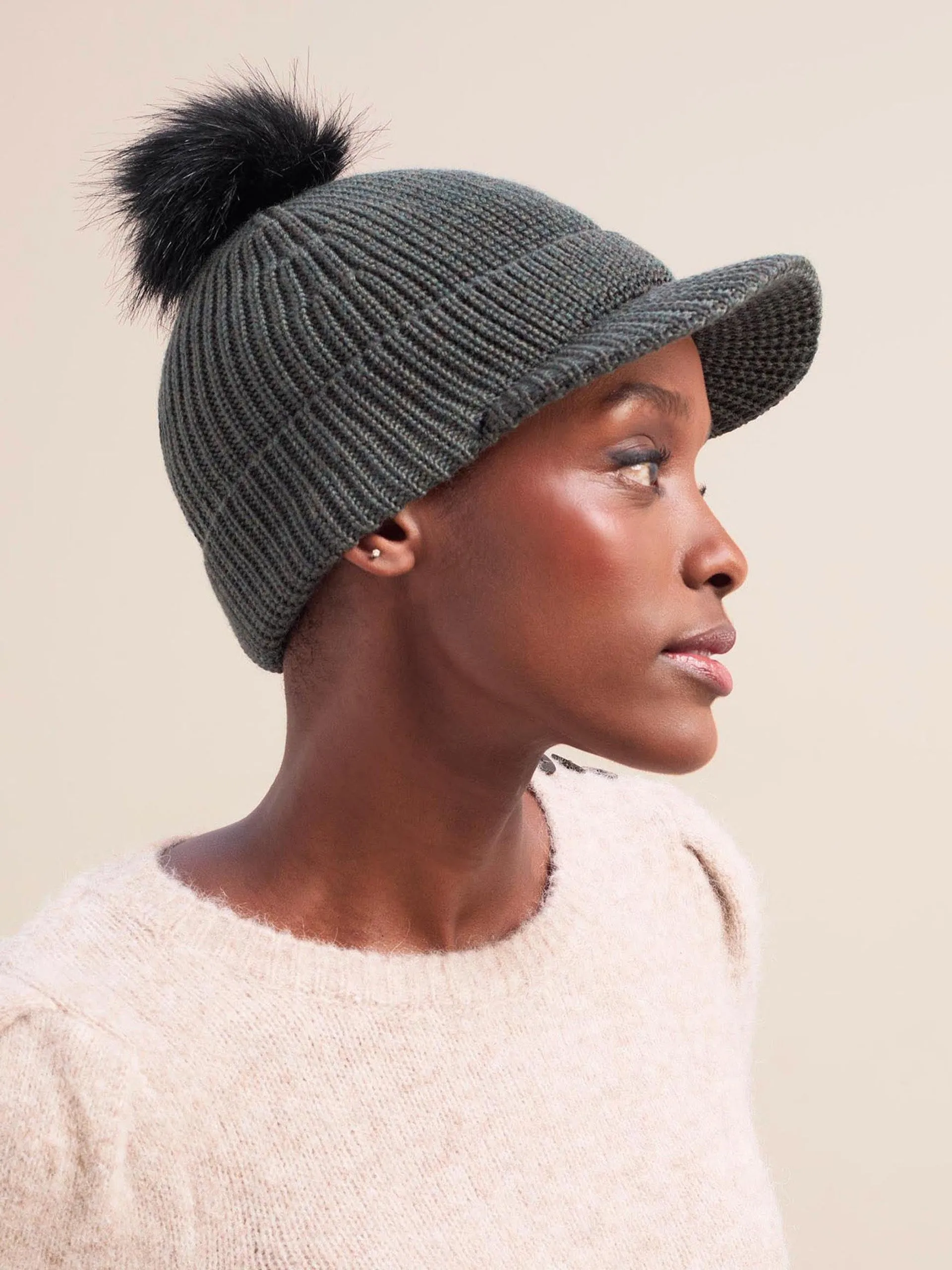 Khaki Beata wool hat
