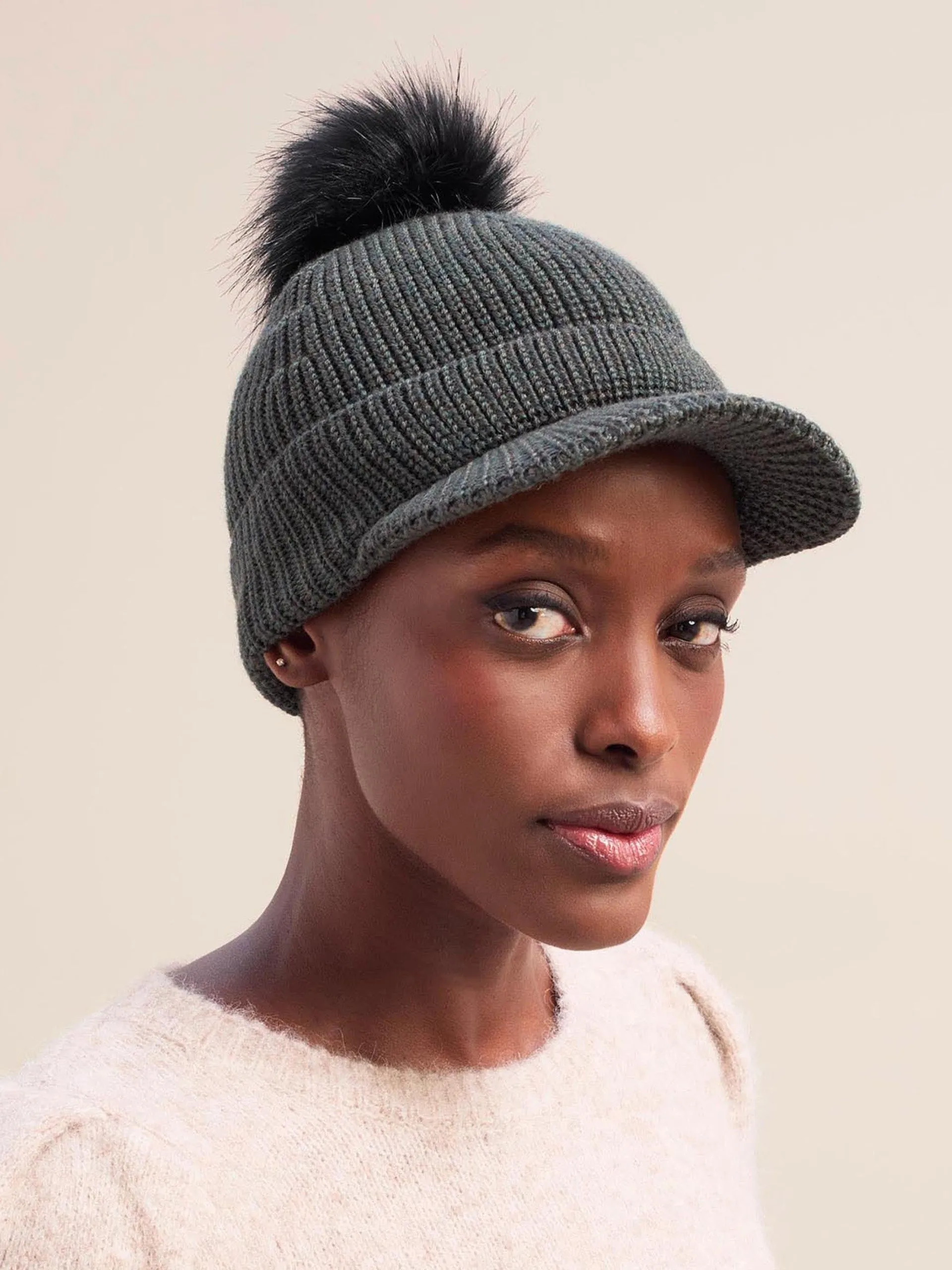 Khaki Beata wool hat