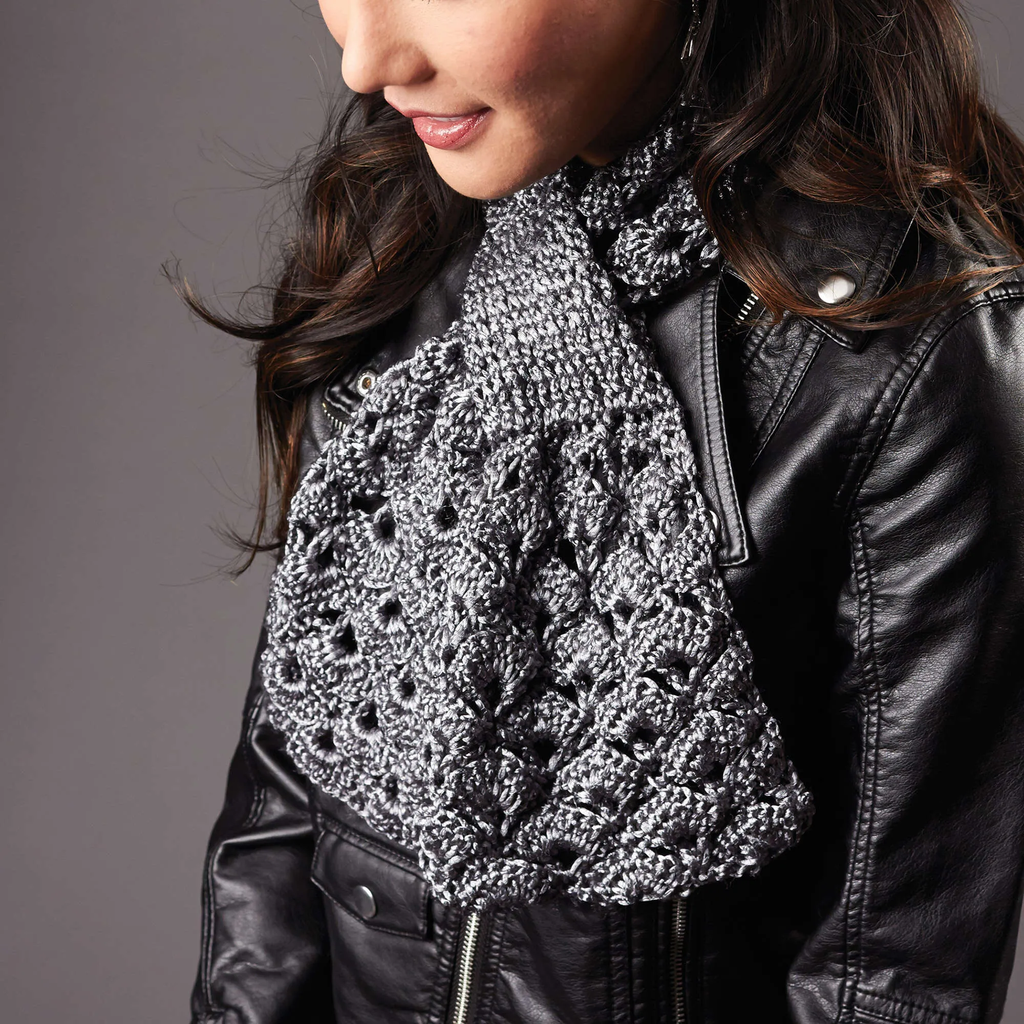 Patons Crochet Silver Screen Hat And Scarf Set