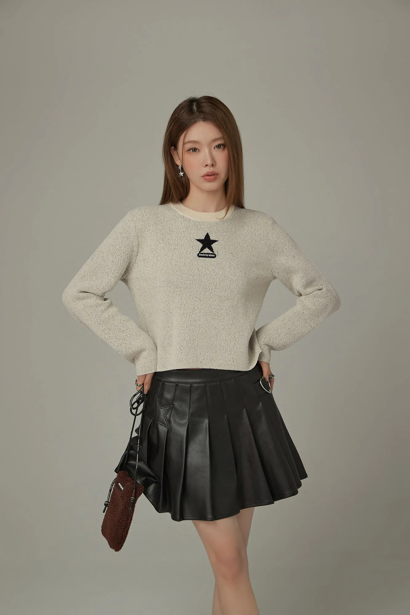 Star Crop Knit Top