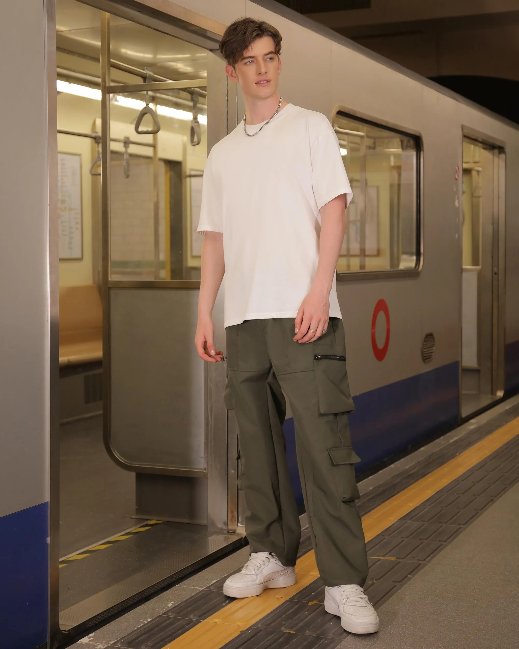Stylish Cargo Pants for a Modern Look
