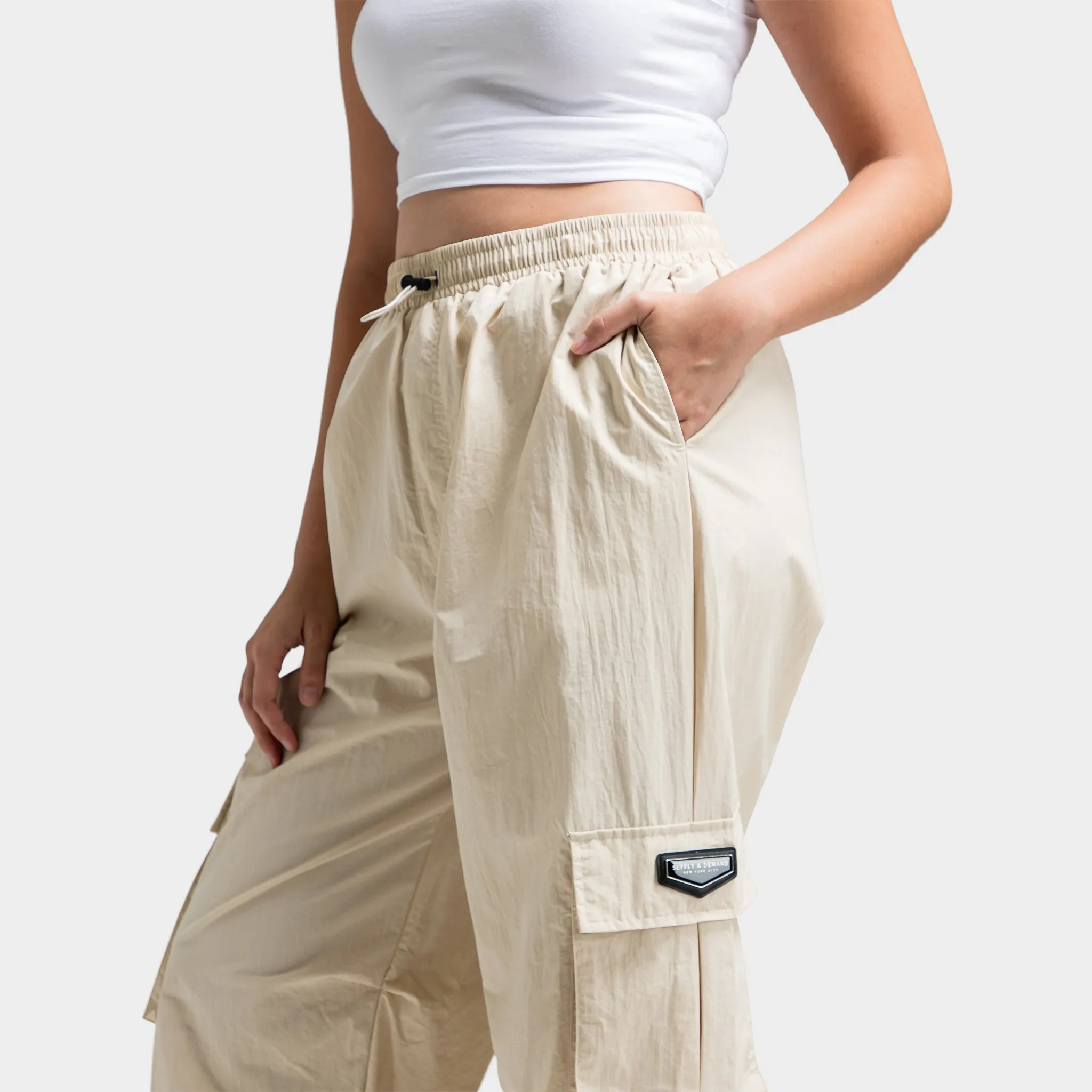 Supply & Demand Women's Monroe Cargo Pants / Sandshell